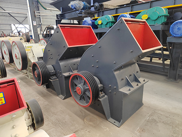 锤式破碎机(图1)