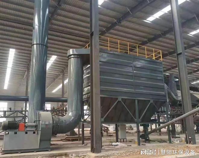 铁矿选厂车间破碎机布袋除尘器(图1)