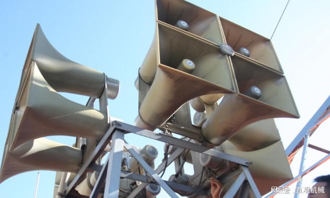 Kaiyun体育网站：防空警报器什么原理为什么防空警报一响整个城市都能听见？(图3)