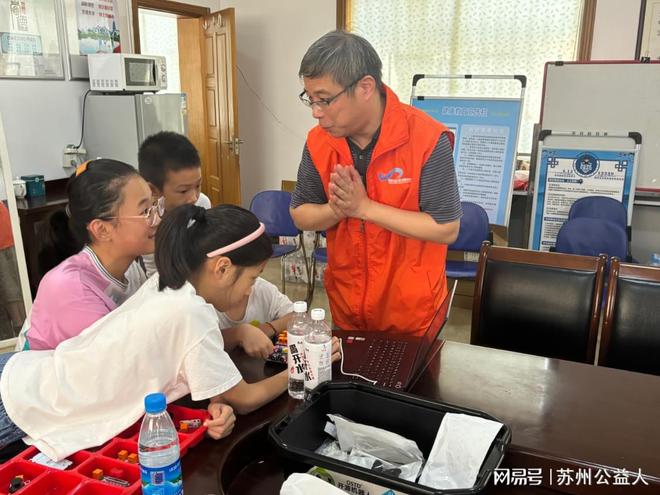 智驭避障小车启航(图1)