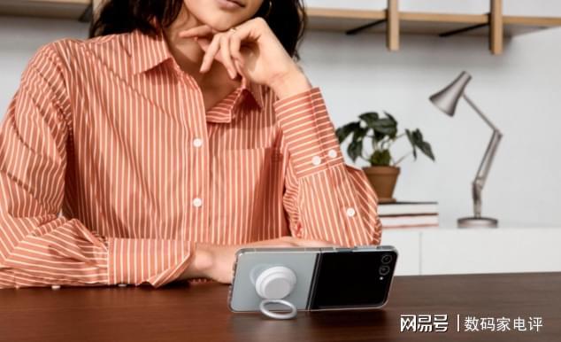 外屏升级丰富功能三星GalaxyZFlip5手机助你展现个性魅力(图4)