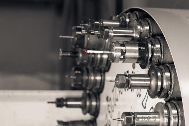 在大公司做机械设计工程师12年被裁员后入职小公司机械设计岗位该如何适应？(图1)