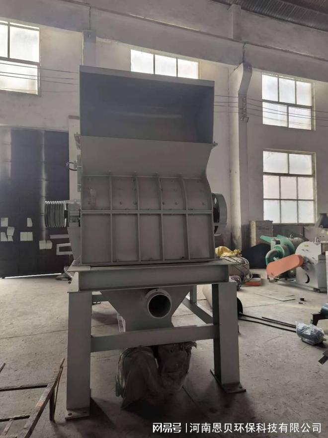 饲料行业绿色发展新篇章：玉米芯粉碎机引领潮流(图2)