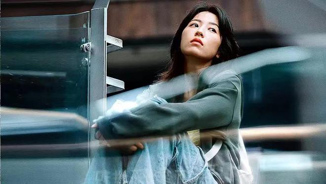 易烊千玺《小小的我》：再渺小再破碎的都是完整的我(图3)