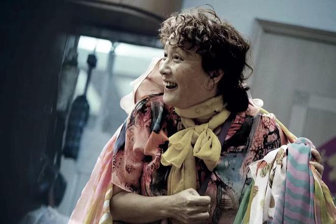 易烊千玺《小小的我》：再渺小再破碎的都是完整的我(图4)