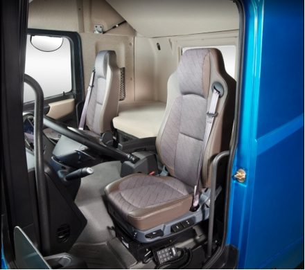 轻盈高效营运先锋！欧曼星翼490燃气车强化煤炭运输效率和效益(图4)