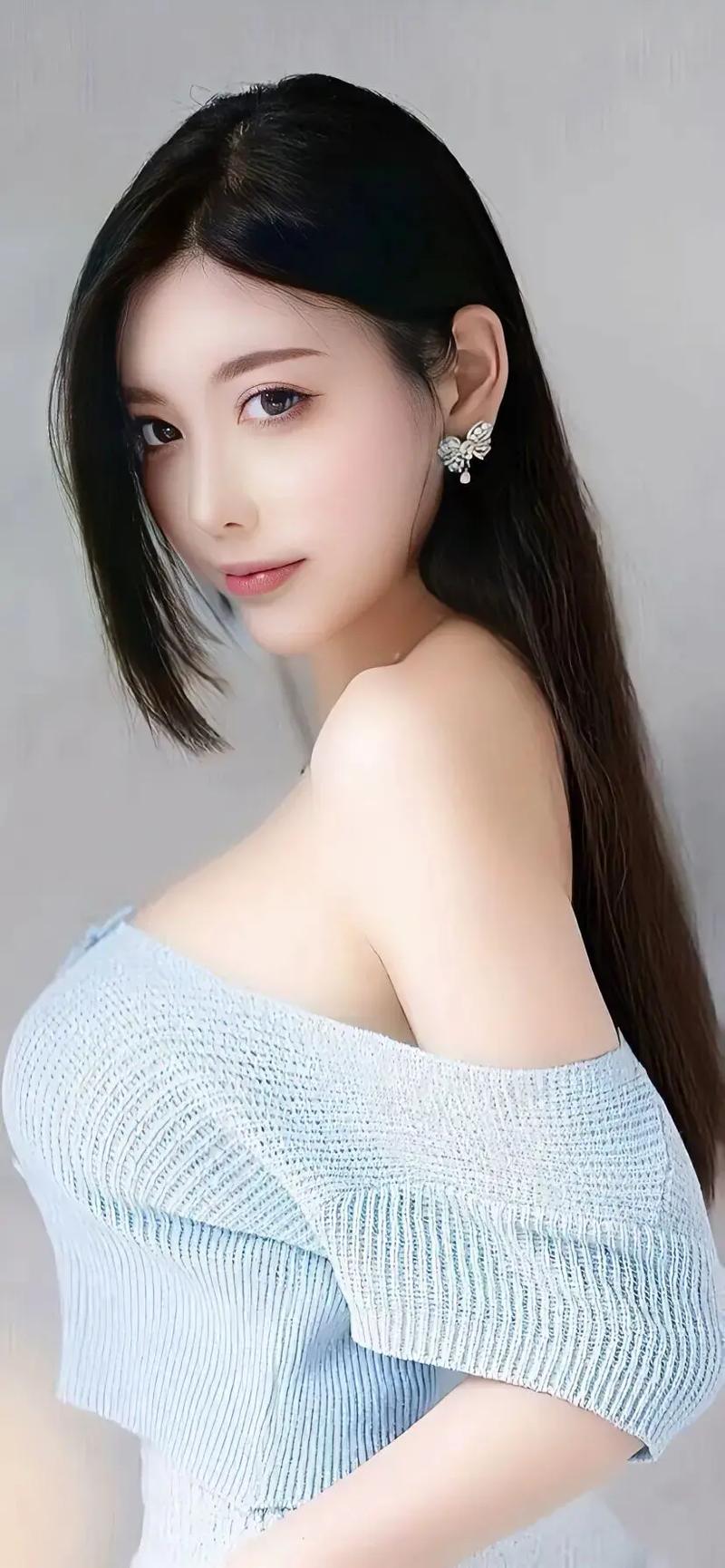 《温泉屋的小老板娘》樱花-《温泉屋的小老板娘》樱花手机版V(图1)