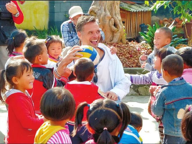 Kaiyun体育网站：中国又一座大省被“占领”三十万外国人赖着不走还想成家立业(图3)