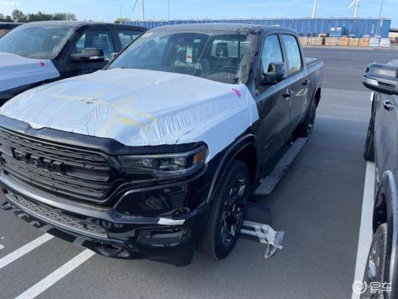 Kaiyun（中国体育）：25款道奇公羊LTD限量版暗夜版国内首批新车销售(图3)